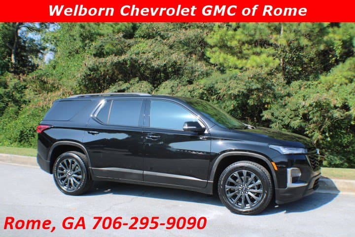 2023 Chevrolet Traverse RS — photo 1 of 18