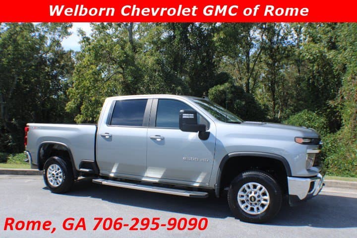 2025 Chevrolet Silverado 2500HD LT — photo 1 of 17