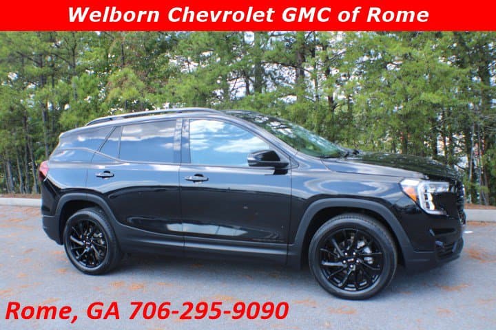 2024 GMC Terrain SLT — photo 1 of 17