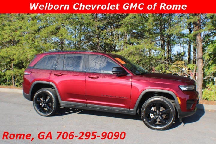 2025 Jeep Grand Cherokee Altitude X — photo 1 of 18