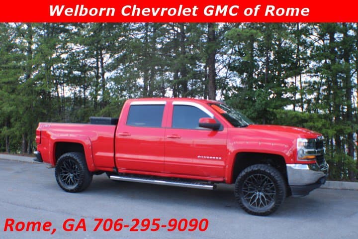2018 Chevrolet Silverado 1500 LT — photo 1 of 16