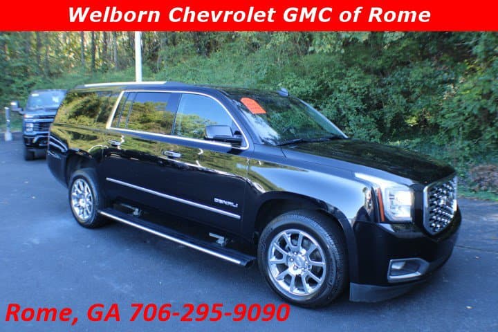 2019 GMC Yukon XL Denali — photo 1 of 28