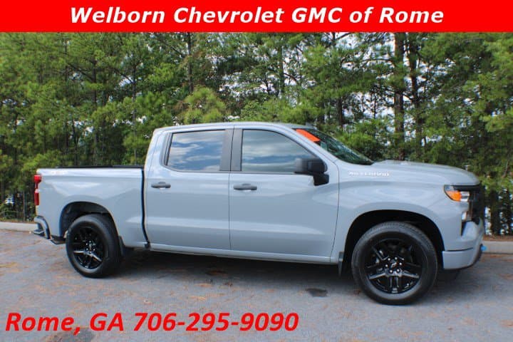 2024 Chevrolet Silverado 1500 Custom — photo 1 of 18