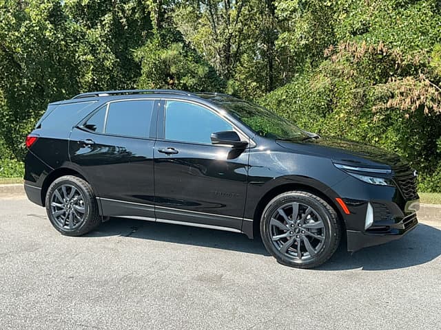 2024 Chevrolet Equinox RS — photo 1 of 16