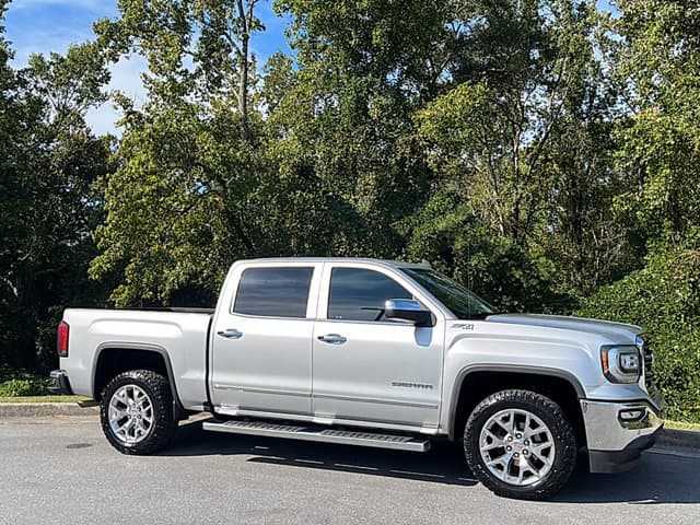 2018 GMC Sierra 1500 SLT — photo 1 of 18