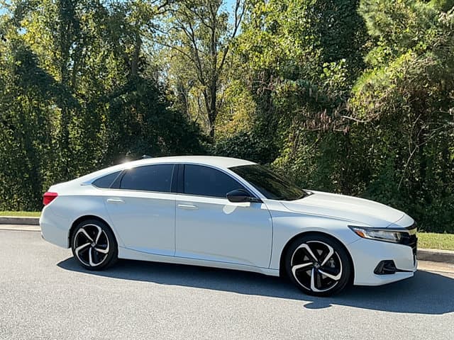 2022 Honda Accord Sedan Sport — photo 1 of 17