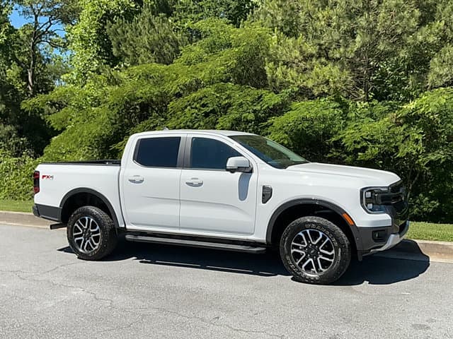 2024 Ford Ranger LARIAT — photo 1 of 18