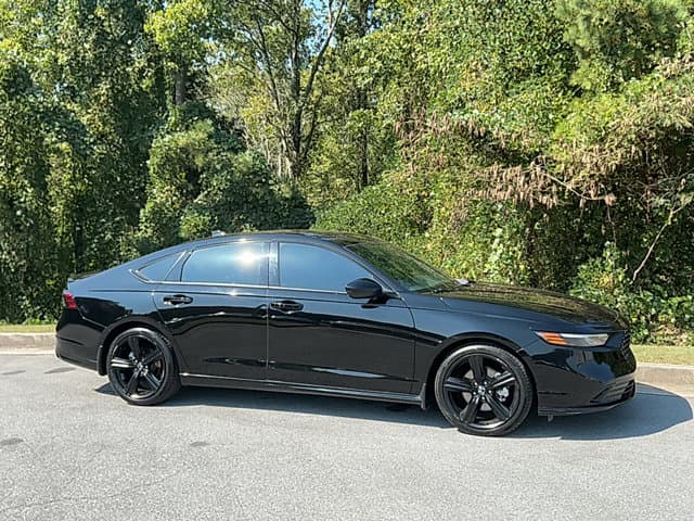 2025 Honda Accord Hybrid Sport-L — photo 1 of 17