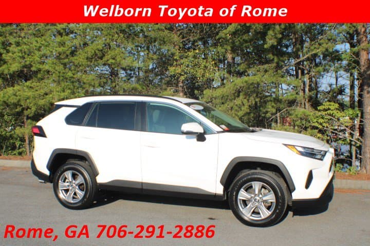 2024 Toyota RAV4 XLE — photo 1 of 17