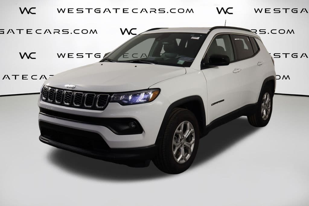2024 Jeep Compass Latitude — photo 1 of 46