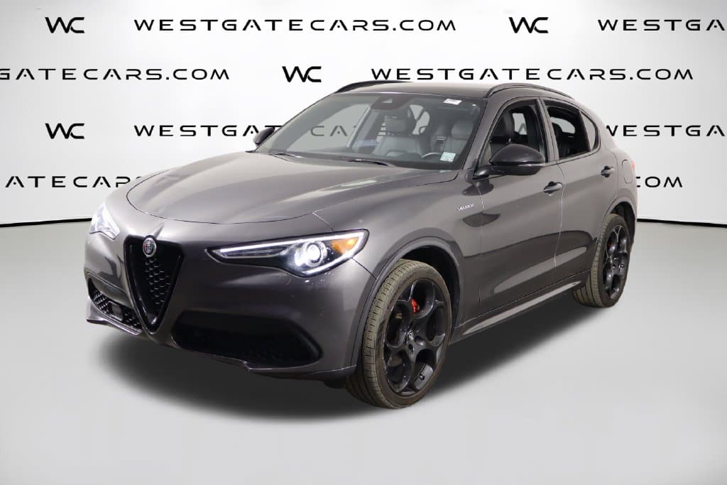 2023 Alfa Romeo Stelvio Veloce — photo 1 of 53