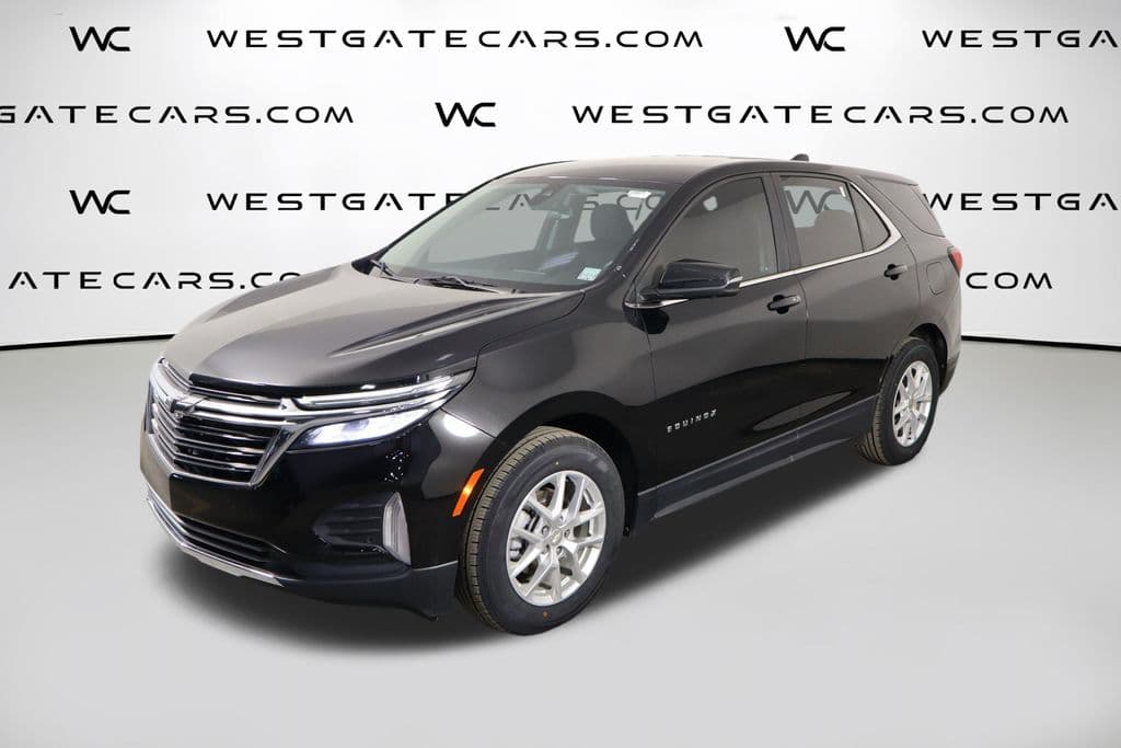 2022 Chevrolet Equinox LT — photo 1 of 50