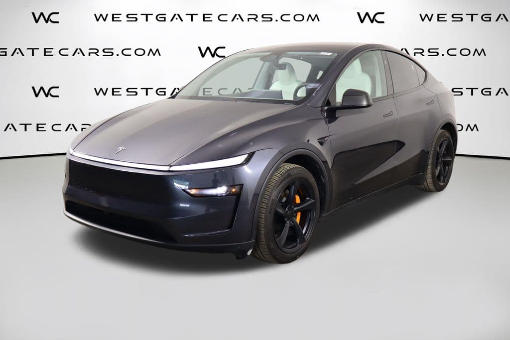 2026 Tesla Model Y Long Range — photo 1 of 46