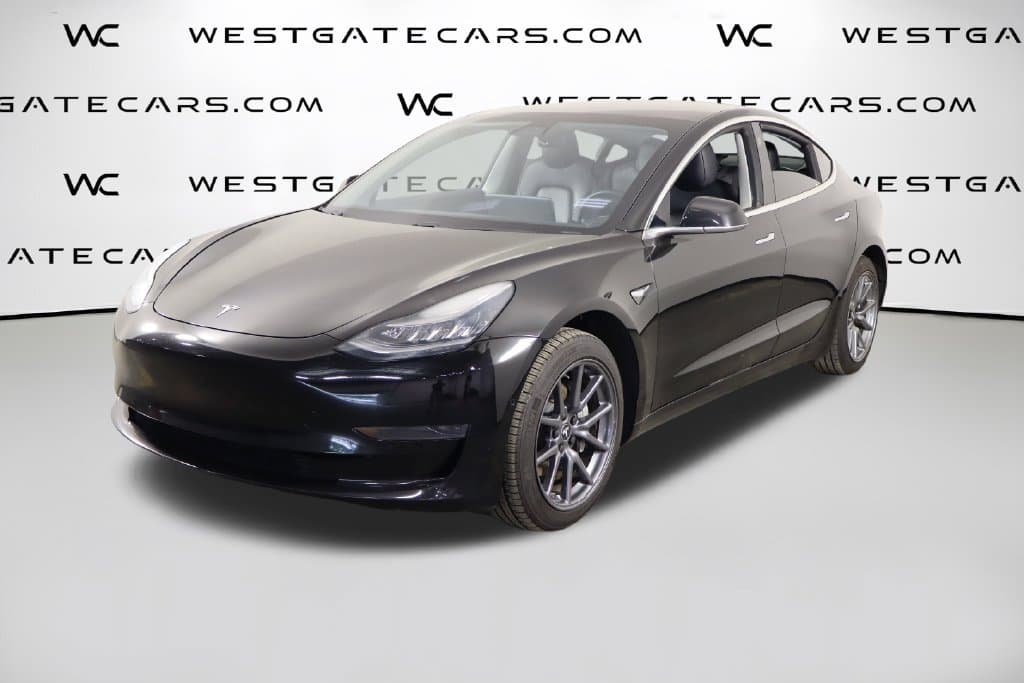 2019 Tesla Model 3 Standard Range Plus — photo 1 of 46