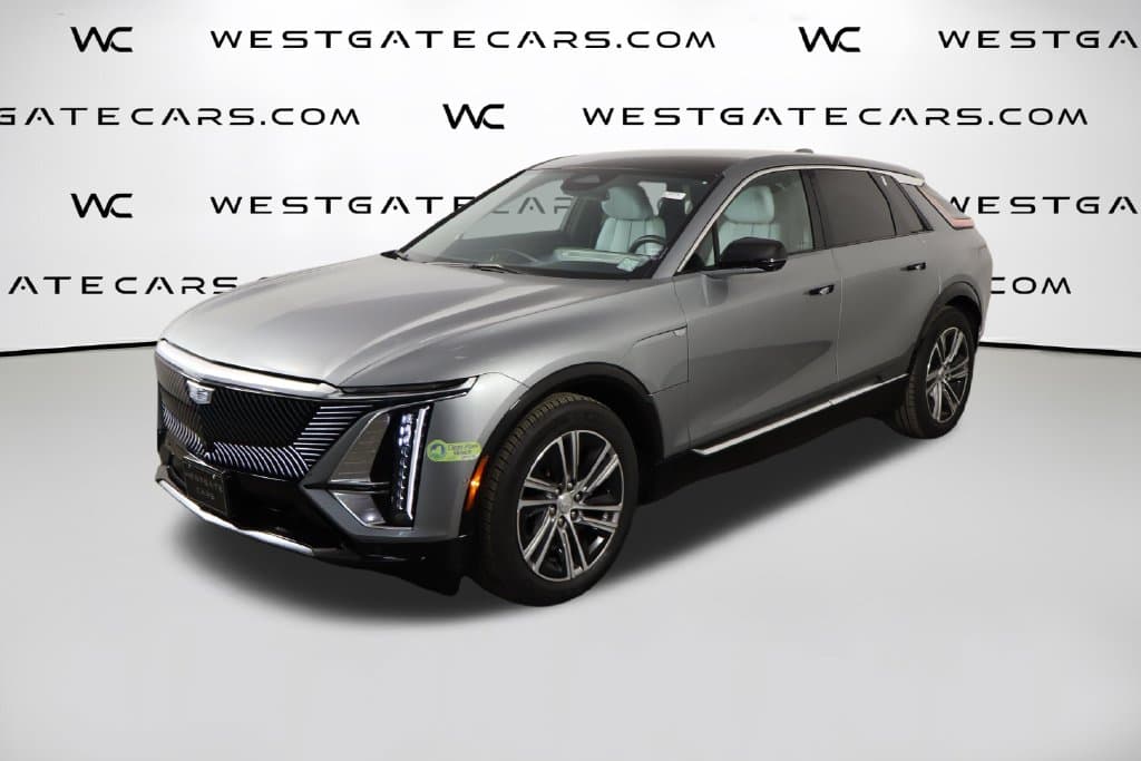 2024 Cadillac LYRIQ Luxury — photo 1 of 51