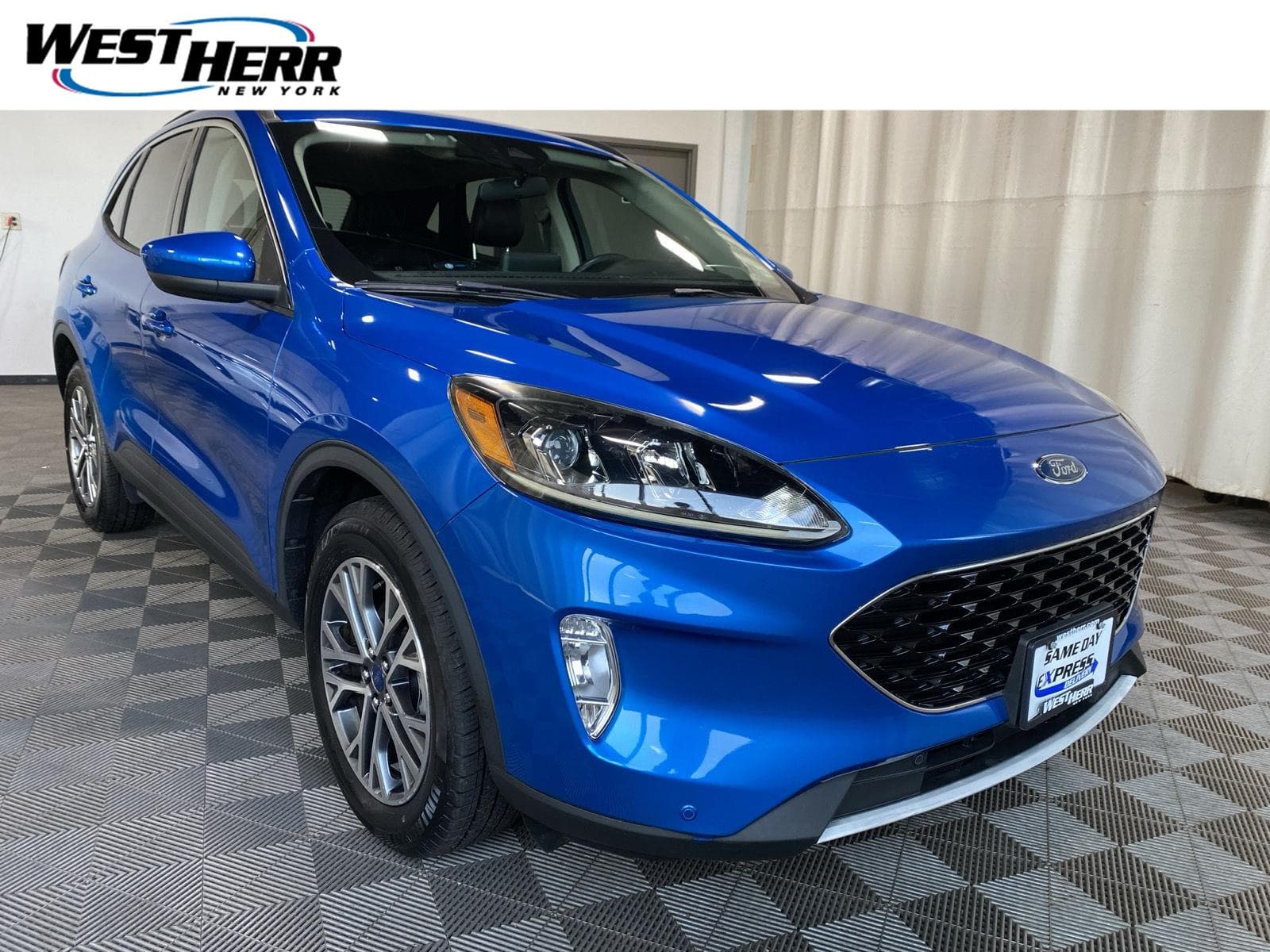 2020 Ford Escape SEL — photo 1 of 27