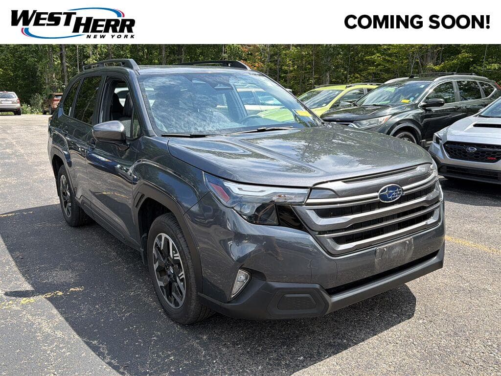 2025 Subaru Forester Premium — photo 1 of 21