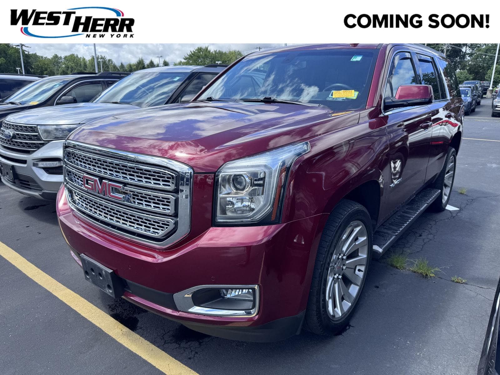 2020 GMC Yukon SLE — photo 1 of 20