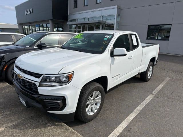 2022 Chevrolet Colorado Base — photo 1 of 9