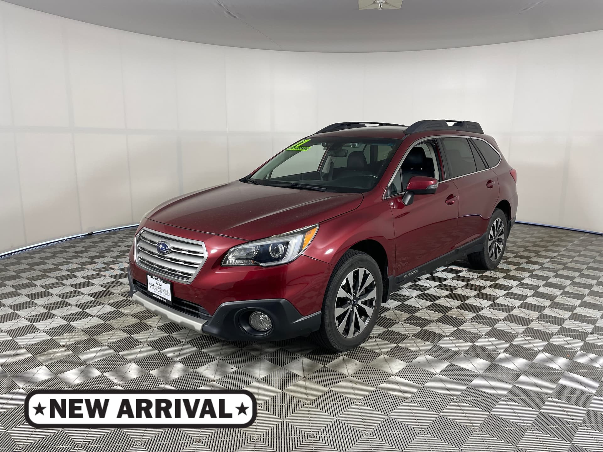 2017 Subaru Outback Base — photo 1 of 17