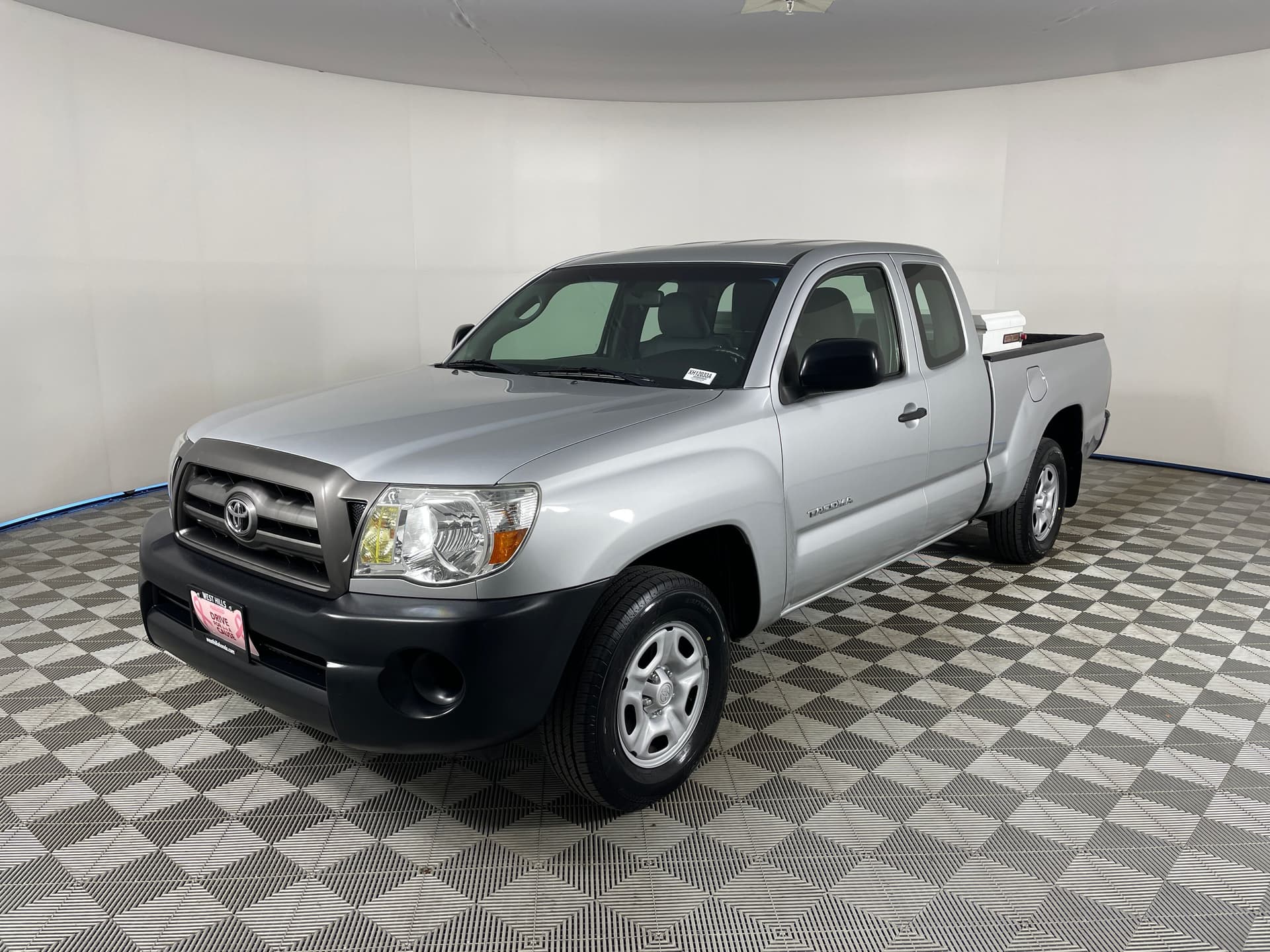 2009 Toyota Tacoma Base — photo 1 of 24