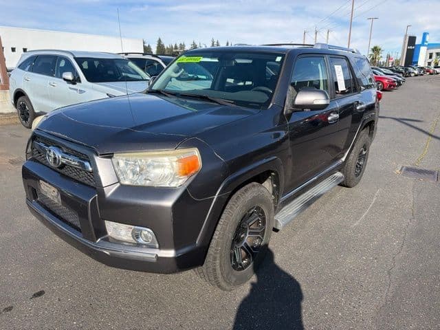 2010 Toyota 4Runner SR5 — photo 1 of 8