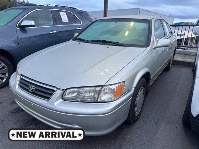 2000 Toyota Camry CE — photo 1 of 6