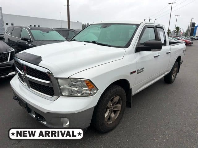 2015 RAM 1500 SLT — photo 1 of 7