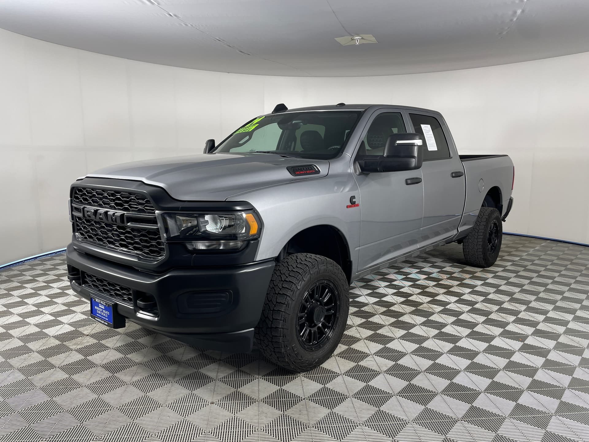 2024 RAM 2500 Tradesman — photo 1 of 25