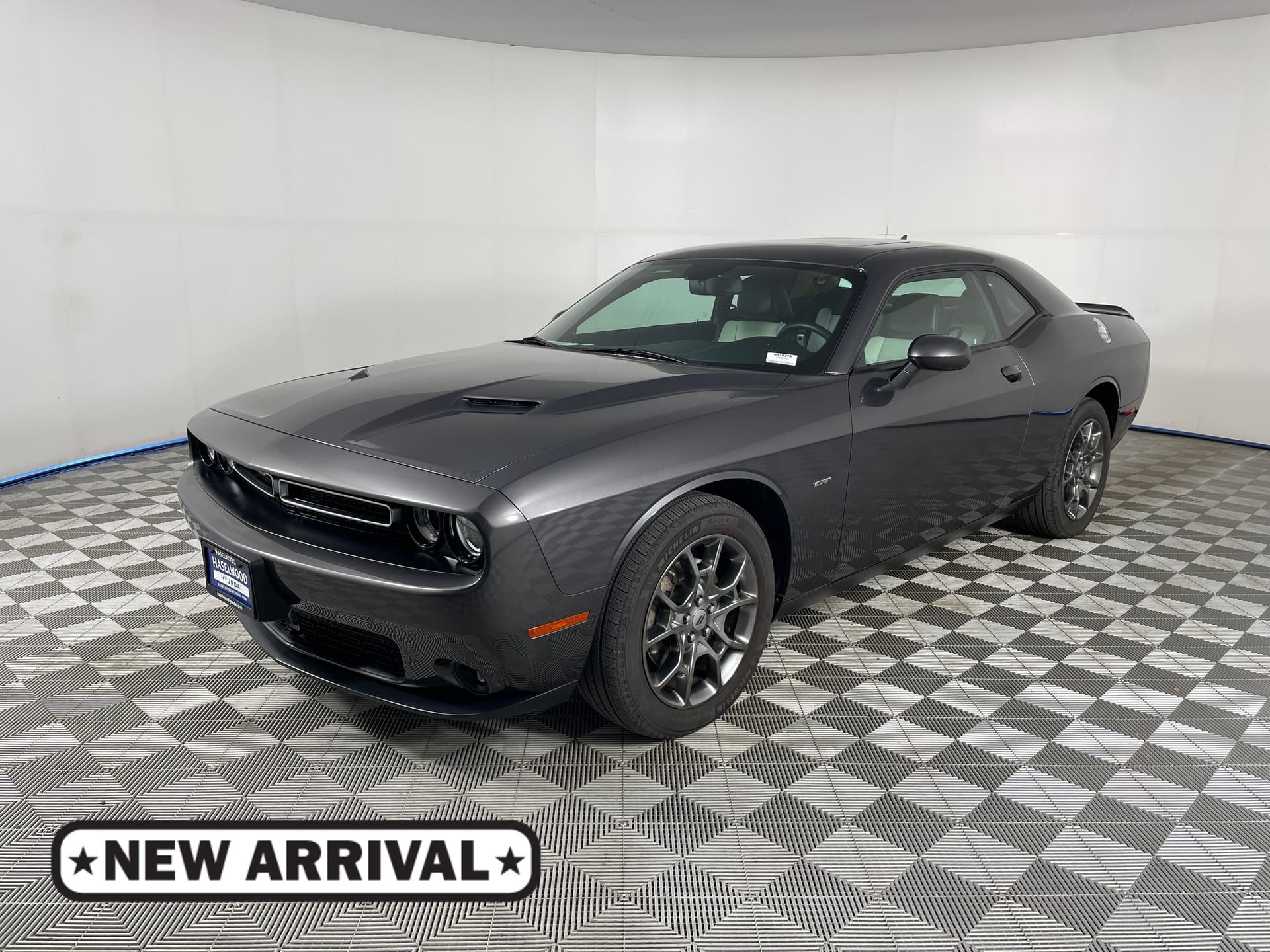 2017 Dodge Challenger GT — photo 1 of 23