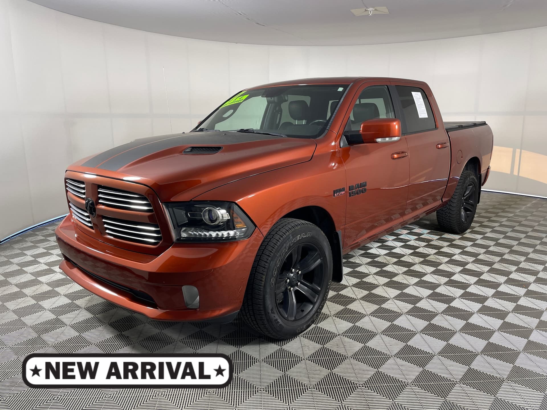 2017 RAM 1500 Sport — photo 1 of 17
