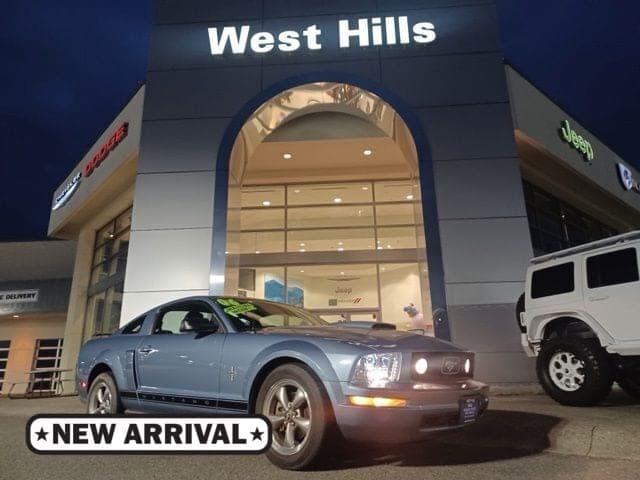 2006 Ford Mustang Base — photo 1 of 11