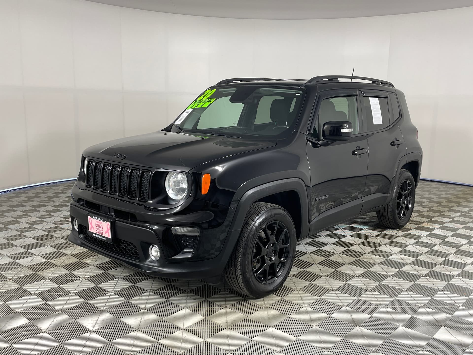 2020 Jeep Renegade Latitude — photo 1 of 26