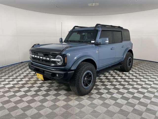 2024 Ford Bronco Outer Banks — photo 1 of 24