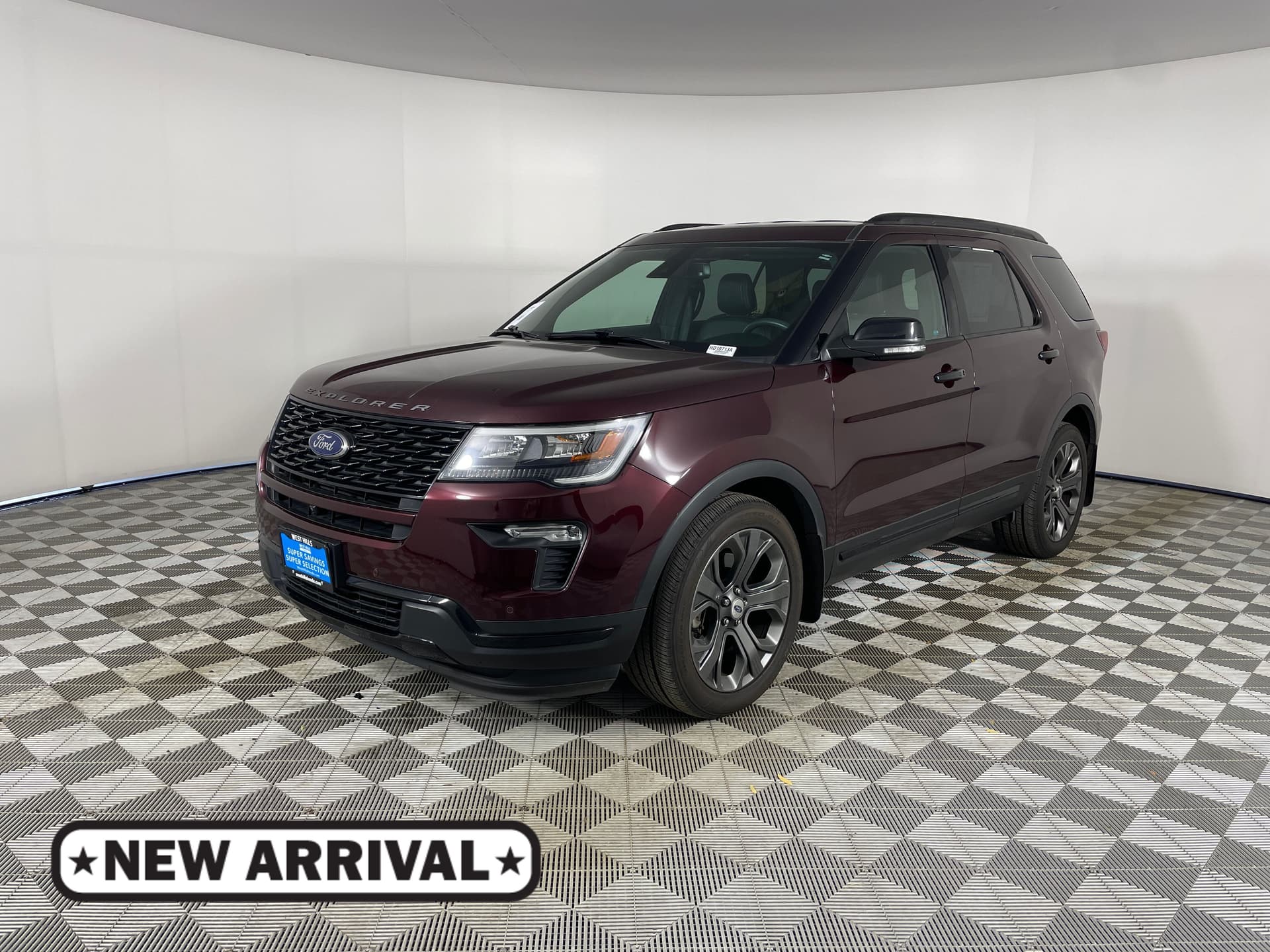 2018 Ford Explorer Sport — photo 1 of 18