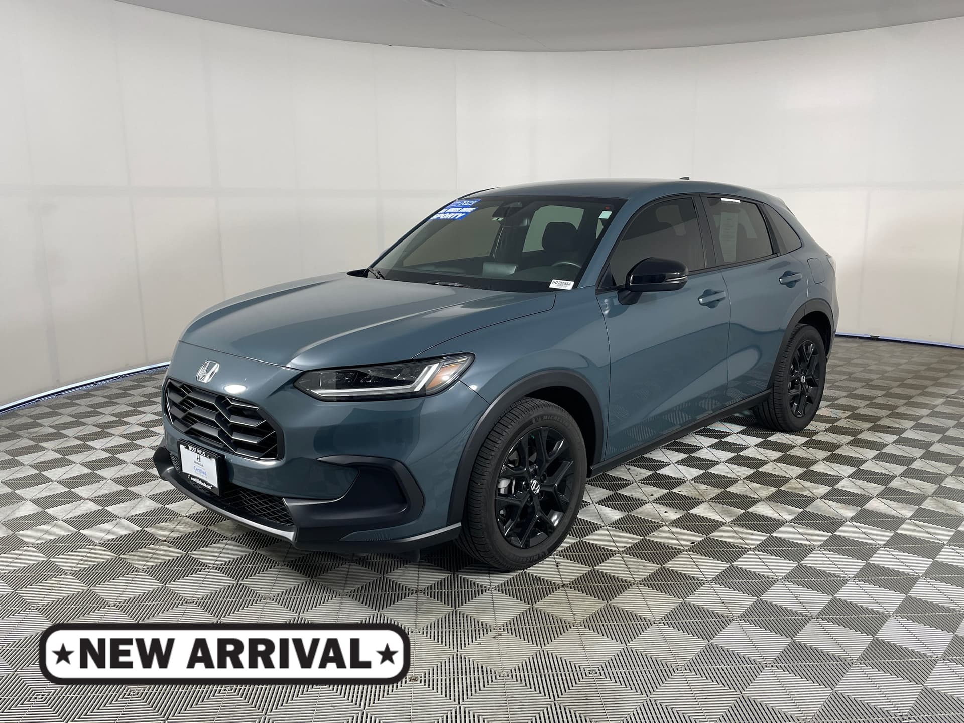 2023 Honda HR-V Sport — photo 1 of 24