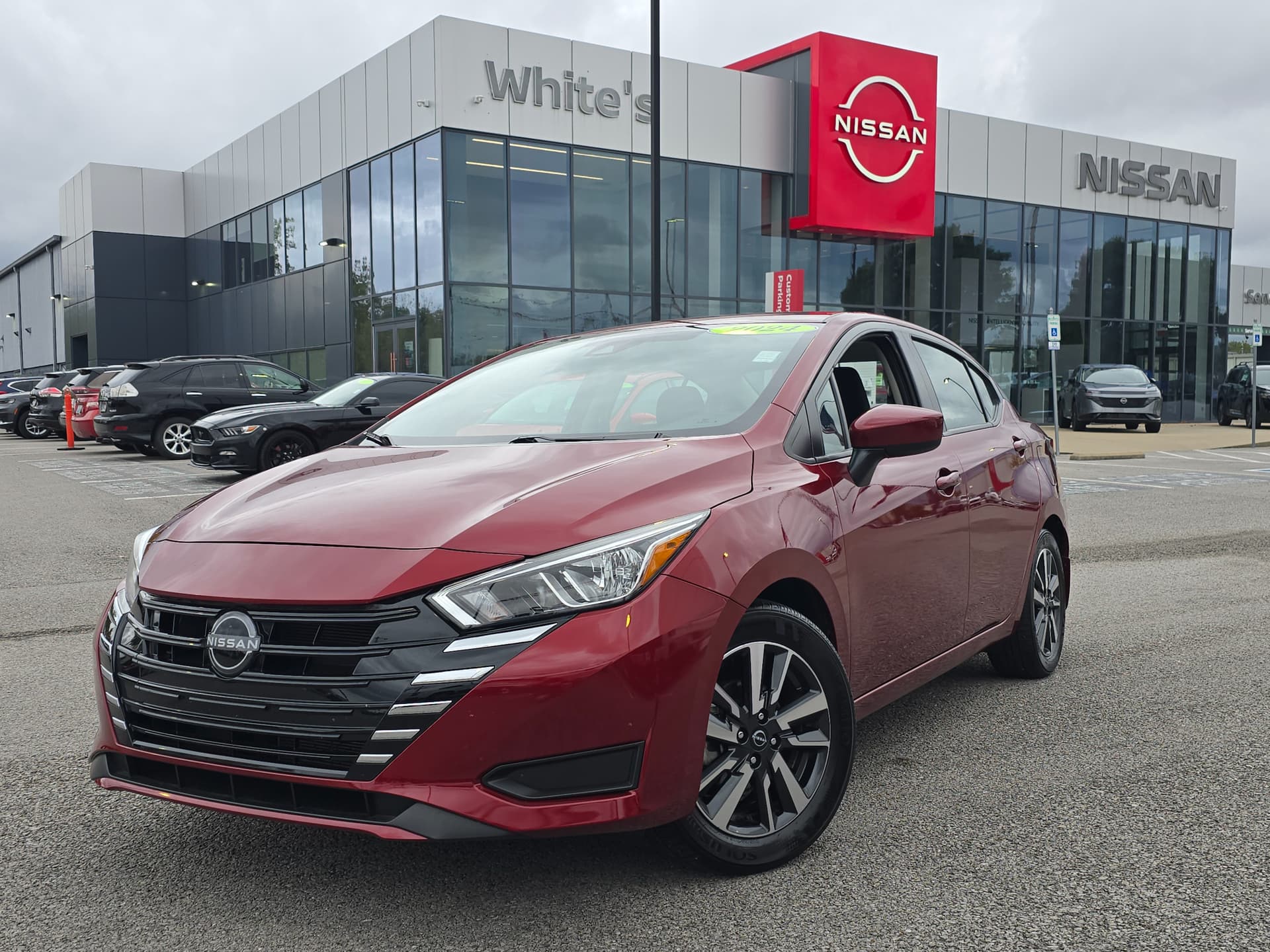 2024 Nissan Versa SV — photo 1 of 28