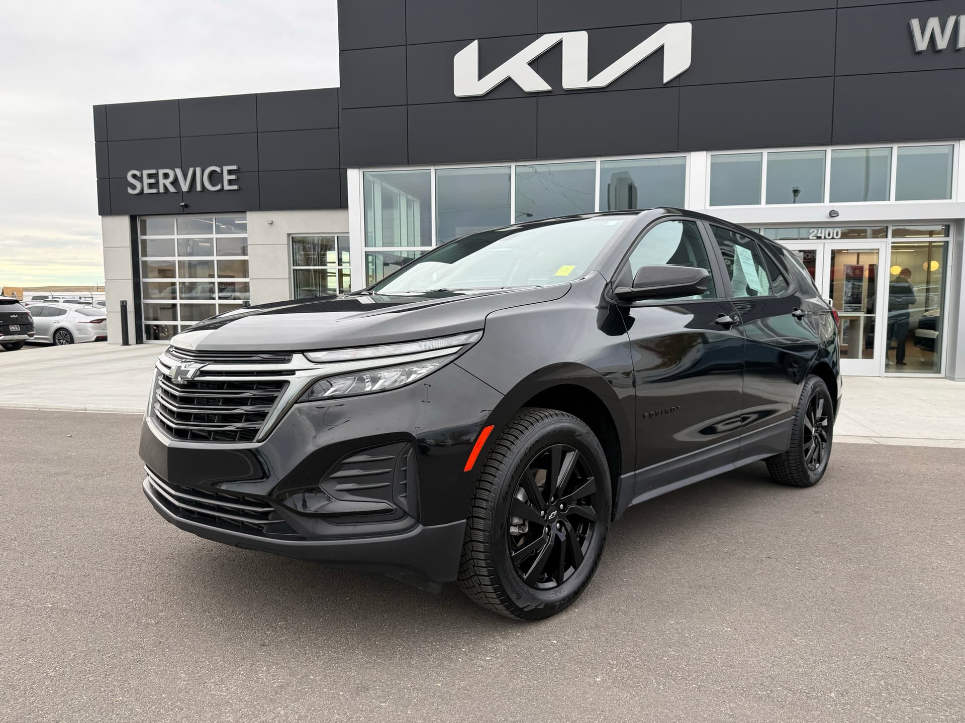 2024 Chevrolet Equinox LS — photo 1 of 19