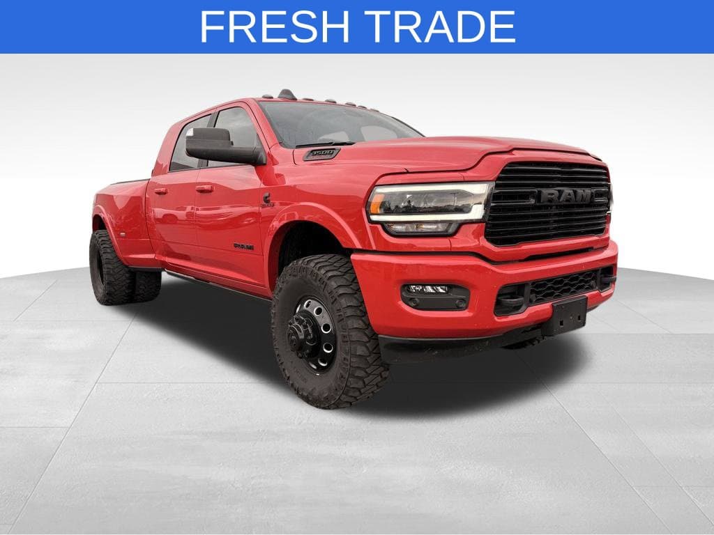 2022 RAM 3500 Laramie — photo 1 of 17