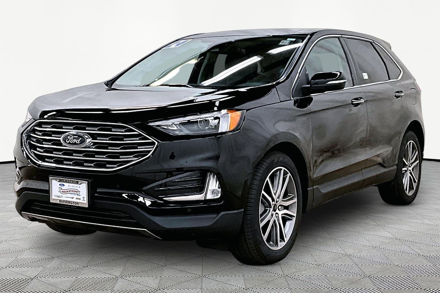 2024 Ford Edge Titanium — photo 1 of 34