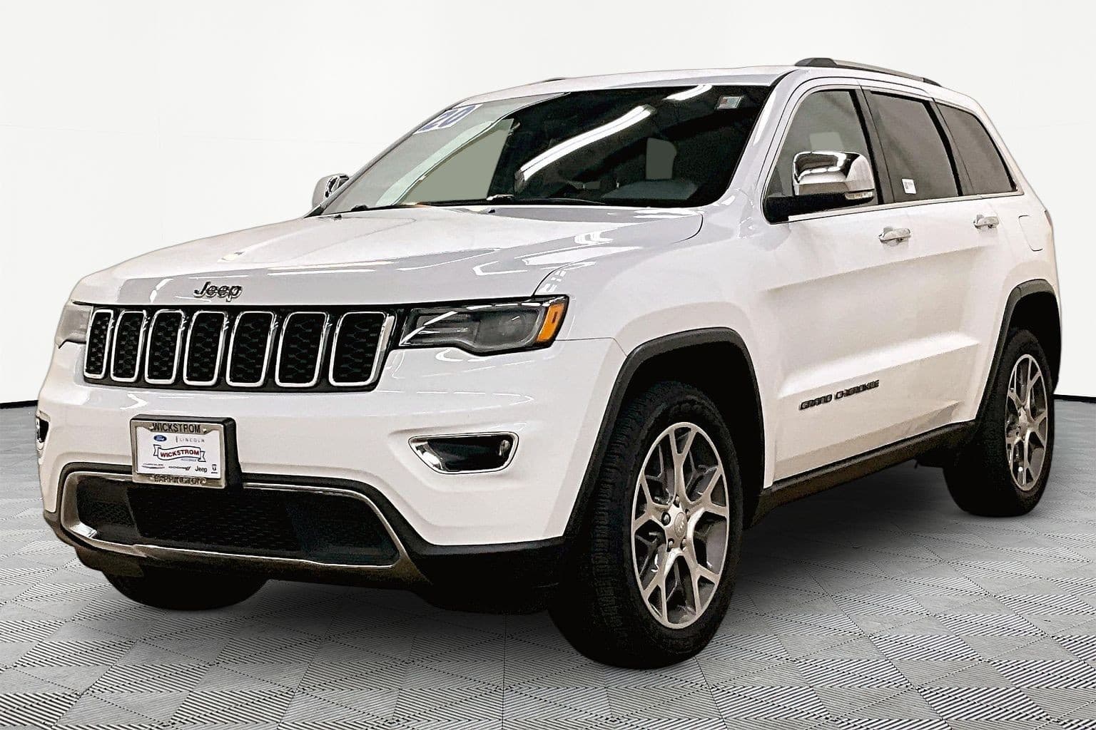 2020 Jeep Grand Cherokee Limited — photo 1 of 35