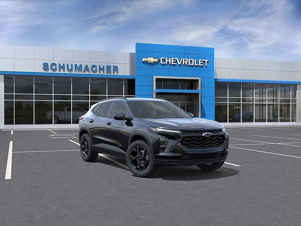 2026 Chevrolet Trax LT — photo 1 of 54
