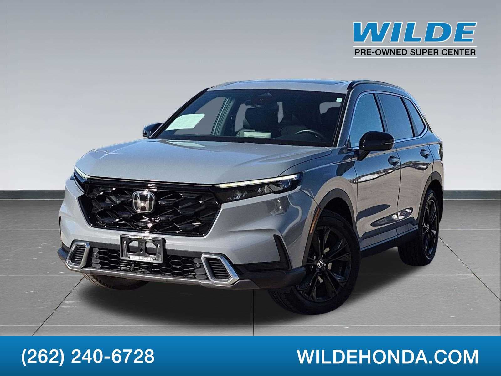 2025 Honda CR-V Hybrid Sport Touring — photo 1 of 34