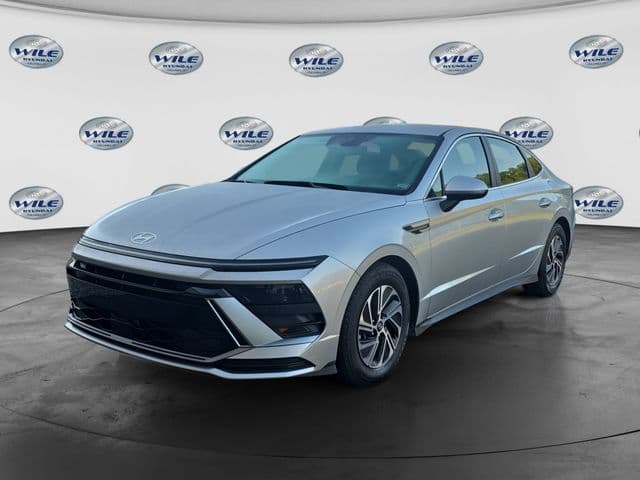 2026 Hyundai Sonata Hybrid Blue — photo 1 of 21
