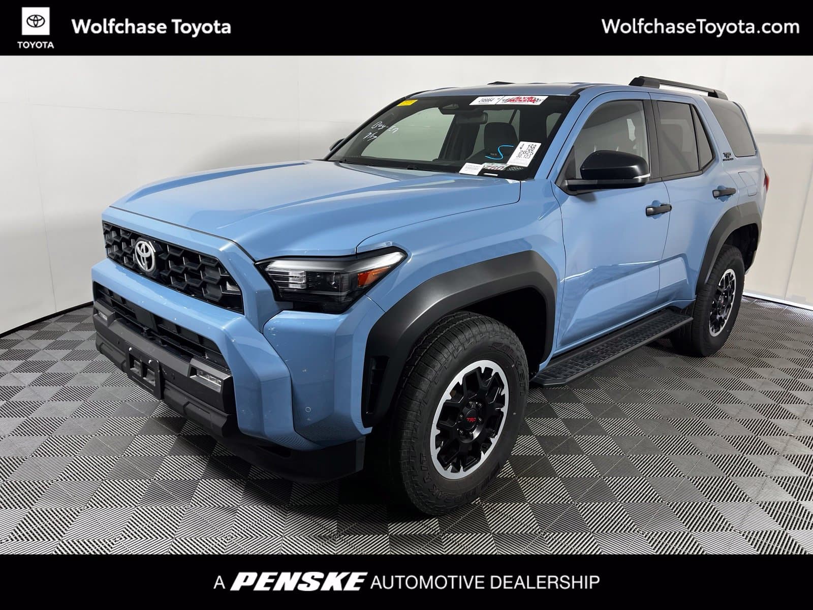 2025 Toyota 4Runner TRD Off Road — photo 1 of 11