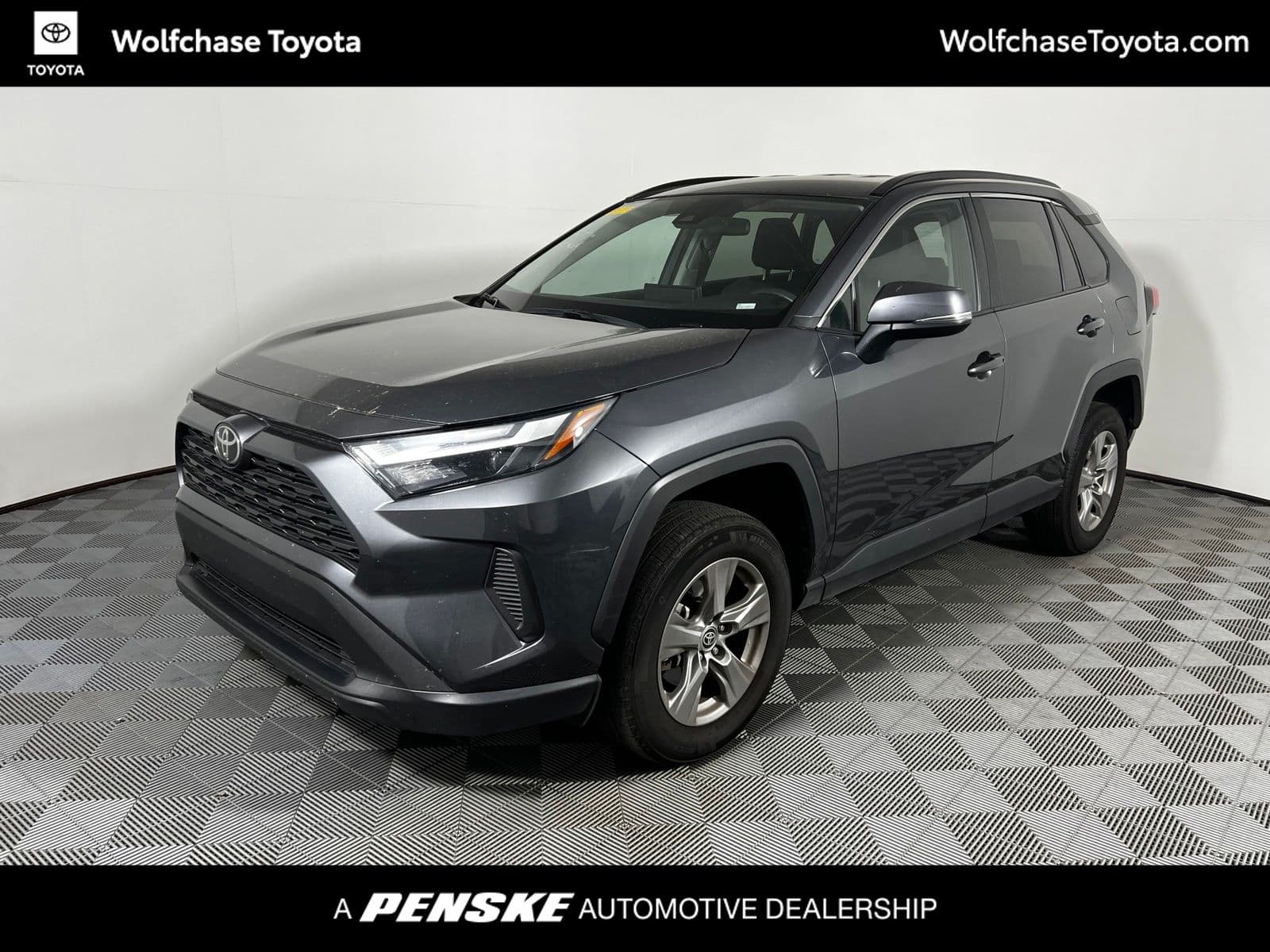 2025 Toyota RAV4 XLE — photo 1 of 8