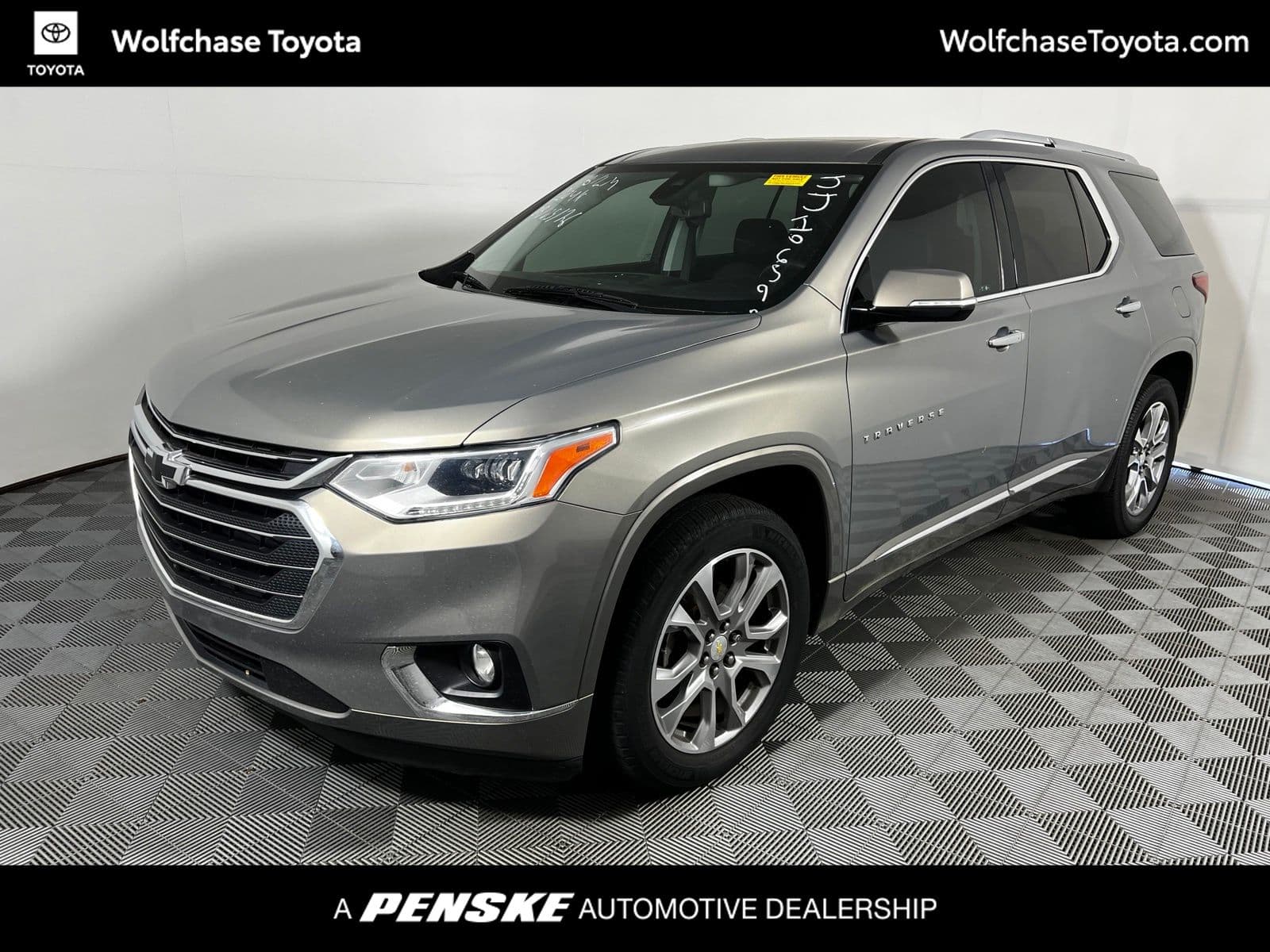 2018 Chevrolet Traverse Premier — photo 1 of 11