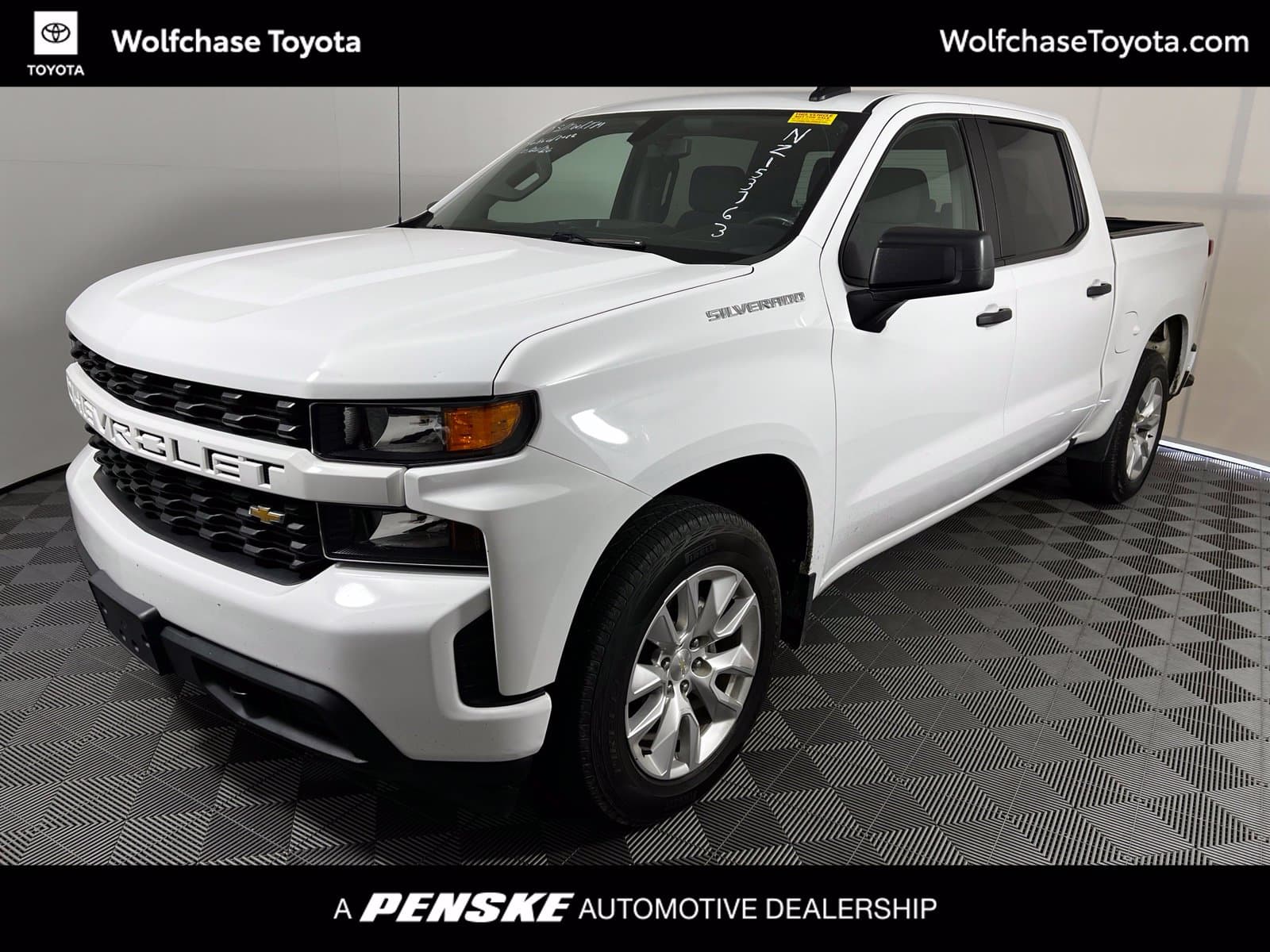 2022 Chevrolet Silverado 1500 LTD Custom — photo 1 of 11