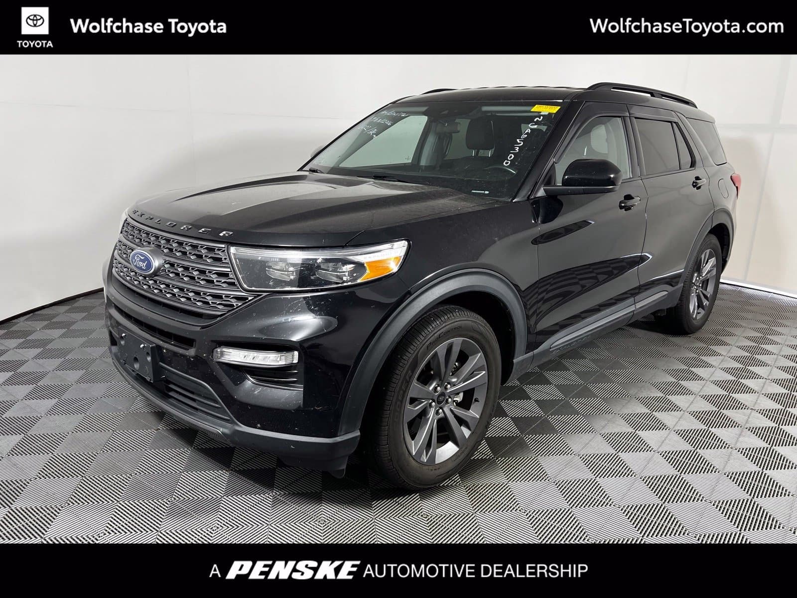 2022 Ford Explorer XLT — photo 1 of 11