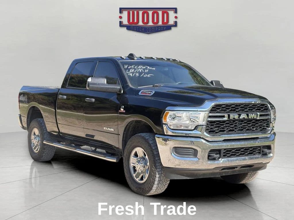 2021 RAM 2500 Tradesman — photo 1 of 16